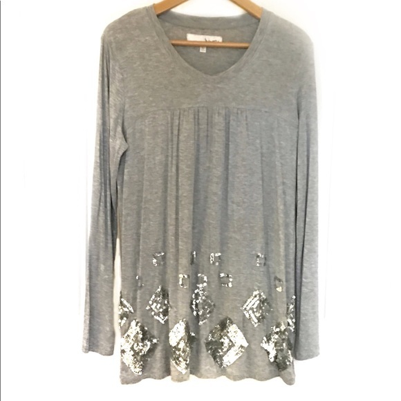 New NWOT Silver Sequined Smocked Soft Gray Long Sleeve Top - Picture 1 of 8